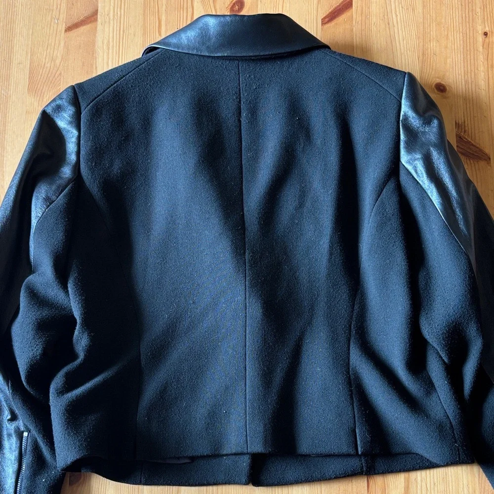 Etcetera Women's Black Leather Jacket - Picture 8 of 9